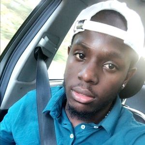 Meet your Posher, Roshane